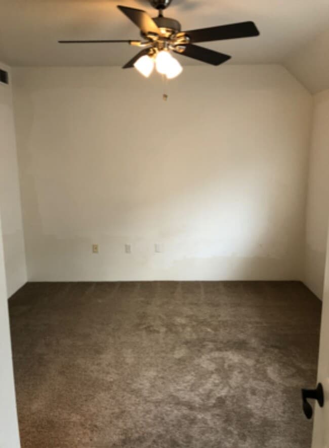 Building Photo - 3 Bedroom 3.5 Bath Covered garage at Nanea...