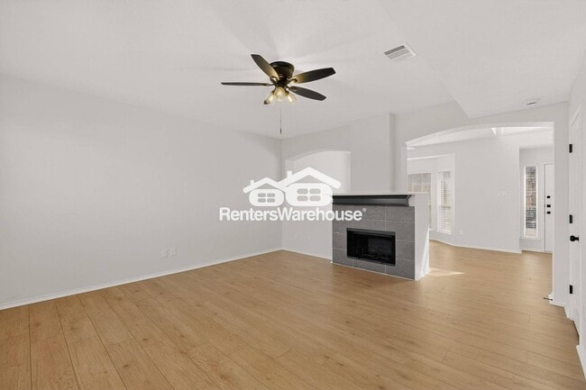 Building Photo - 4918 Silverweed Dr