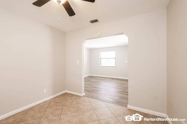 Building Photo - Gem of a home in Arlington