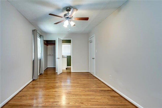 Building Photo - 1424 Hosea L Williams Dr NE