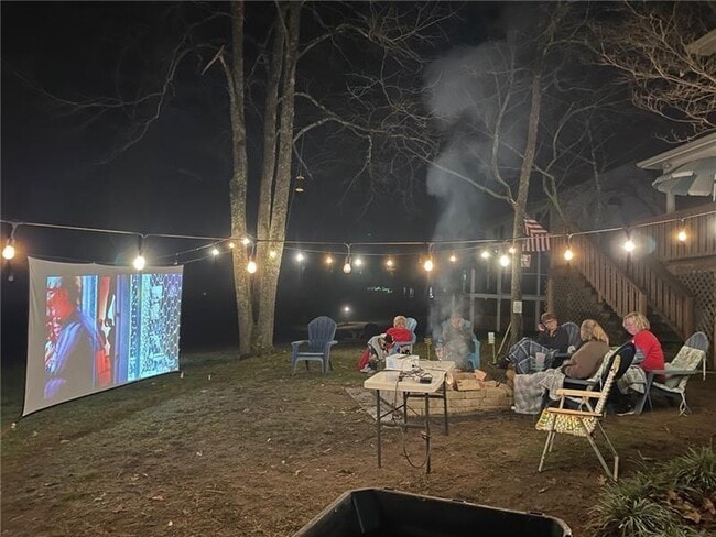 Building Photo - 4060 Merritt Dr