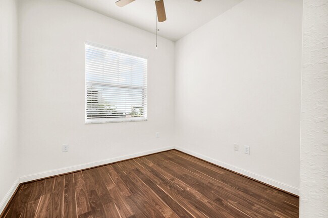 Building Photo - 555 Pacific Grove Dr