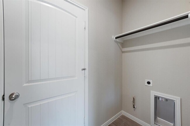 Building Photo - 25609 Aster Trl