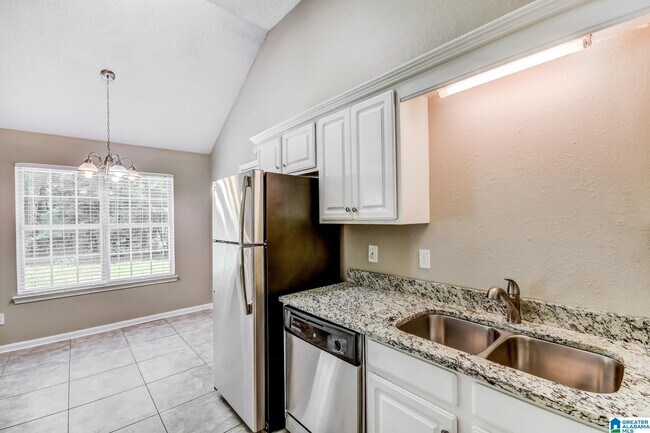 Building Photo - 224 Meriweather Ln