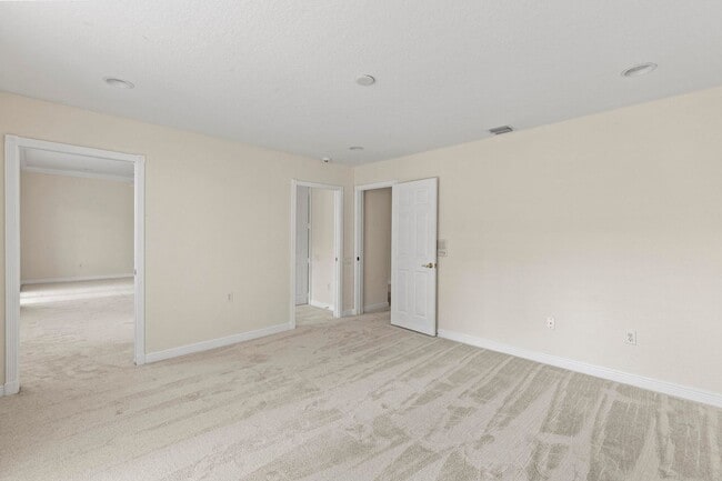 Building Photo - 6597 Marbletree Ln