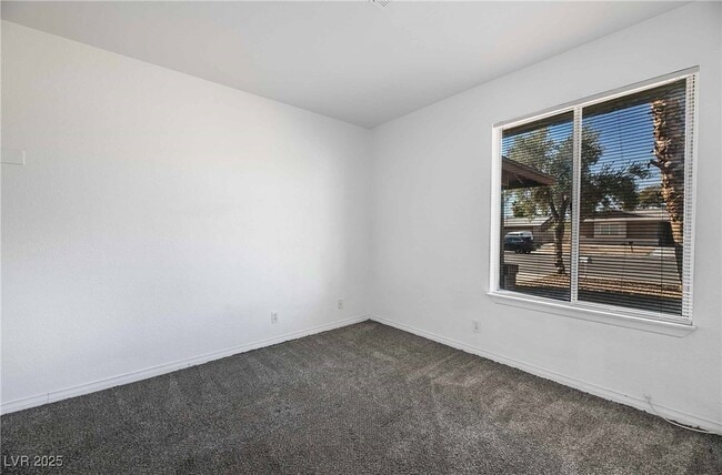 Building Photo - 6438 Creston Ave