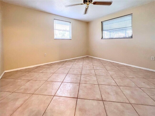 Building Photo - 71 Stanford Rd