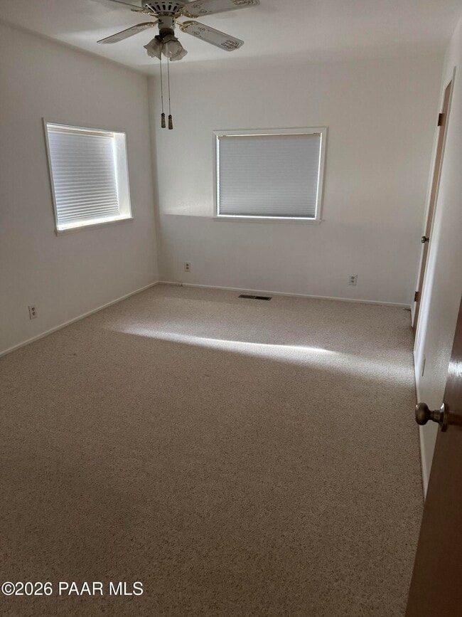 Building Photo - 627 Pinion Pl