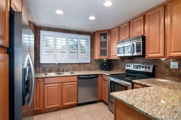 Building Photo - 16232 Avenida Venusto