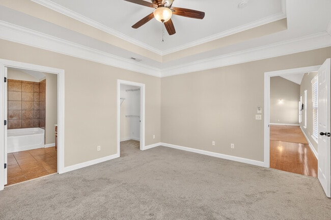 Building Photo - 922 Bracken Trail