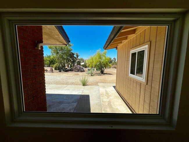 Building Photo - 56769 Joshua Dr