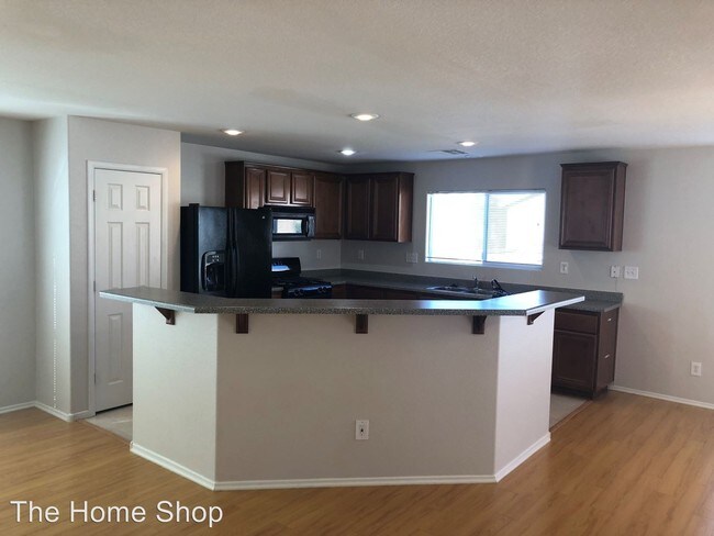 Building Photo - 4 br, 2.5 bath House - 5300 Welch Valley Ave.