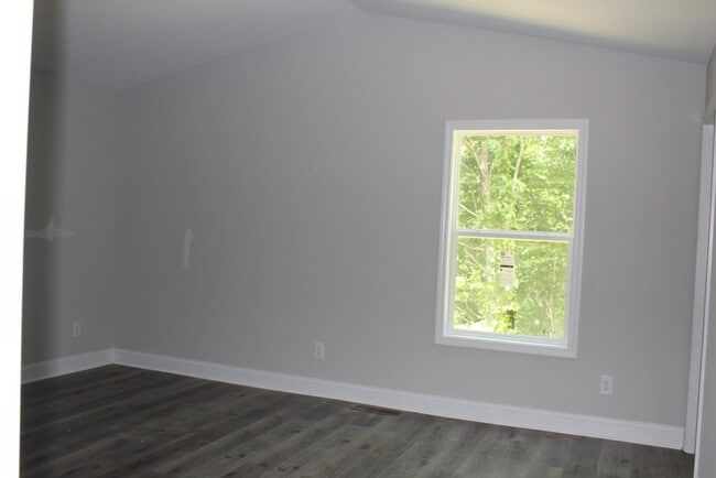 Building Photo - 183 Lakeview Terrace