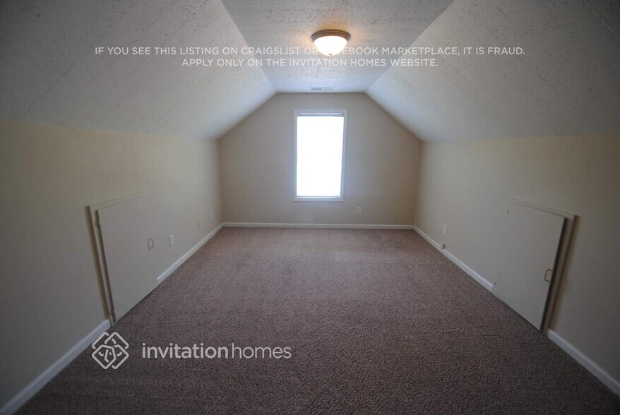 Building Photo - 5280 Gable Ridge Way