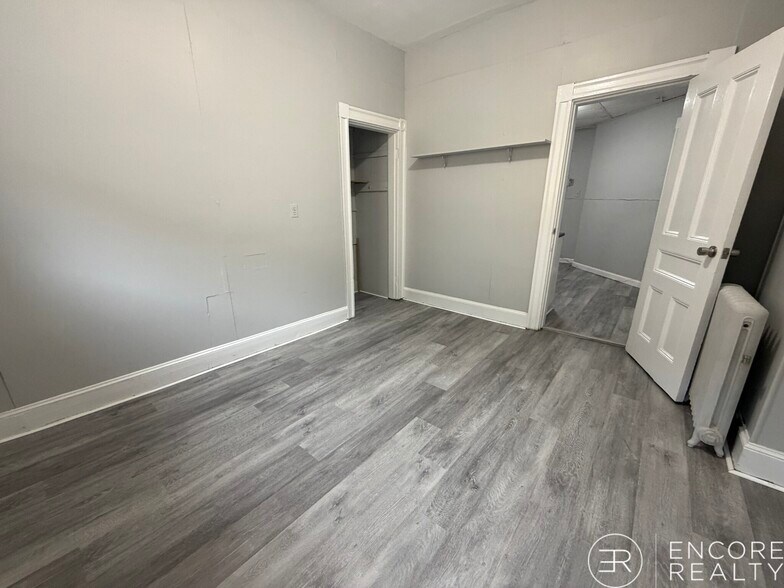 Building Photo - 11 Park St