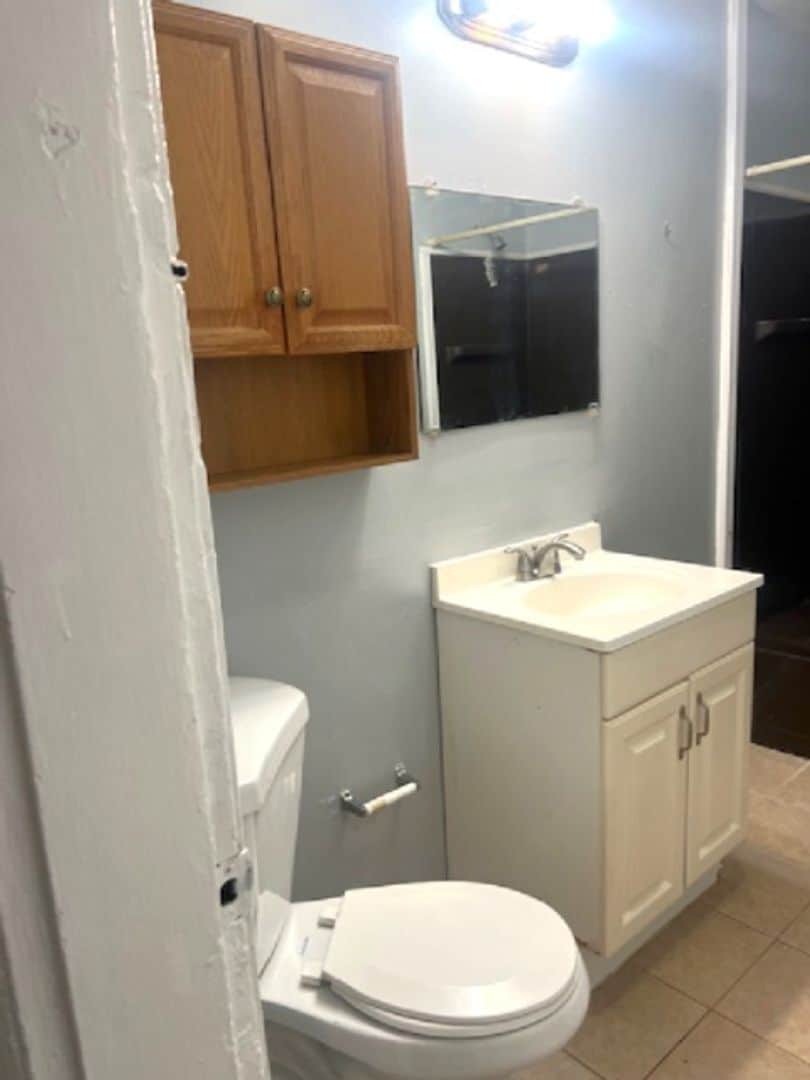 Building Photo - 87 Central Ave