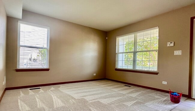 Building Photo - 886 Richard Brown Blvd