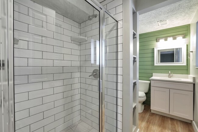 Building Photo - Simmons Duplex