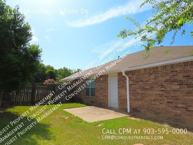 Building Photo - 1116 Woodlands Park Dr
