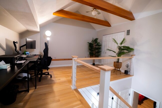 Building Photo - 2 Turning Mill Ln