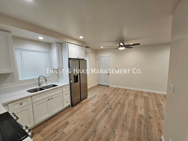 Building Photo - Brand New Belmont Shore Studio Apartment!