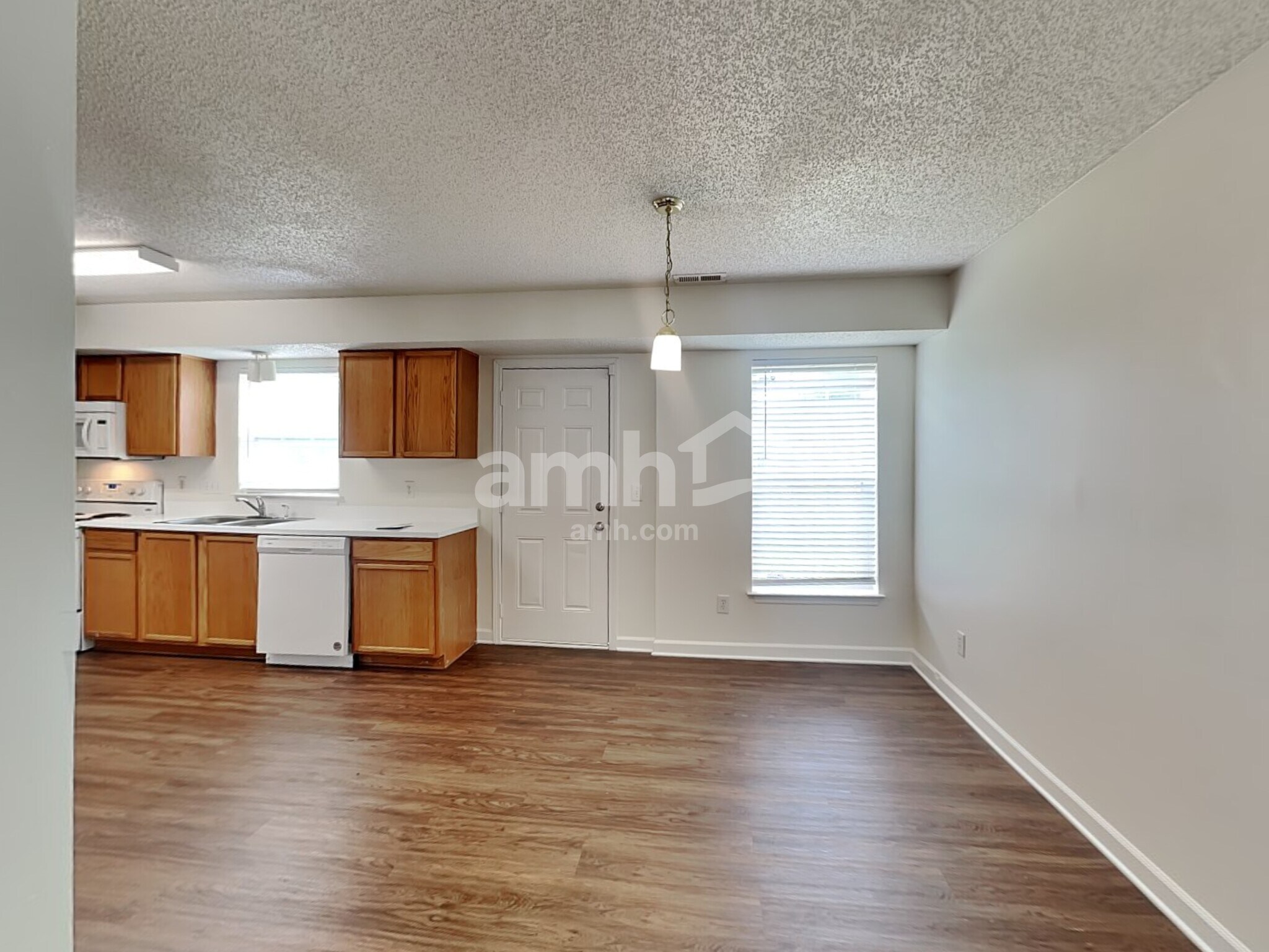 Building Photo - 4945 Hopewood Ln