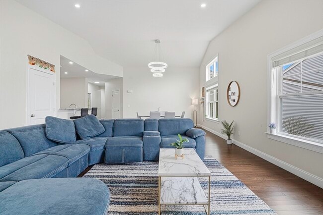 Building Photo - 52 Logan's Run