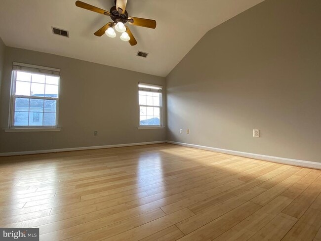 Building Photo - 14299 Newbern Loop