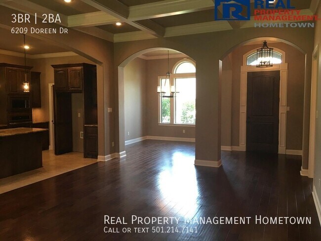 Building Photo - Magnificent 3/2 Home Tucked Away in a Beau...