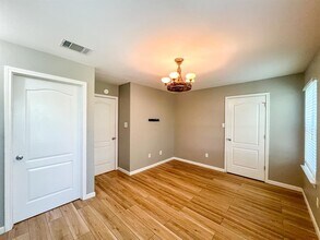 Building Photo - 298 Jack Rabbit Ln