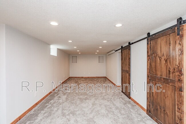 Building Photo - 1629 Watson Ave