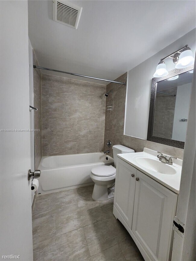 Building Photo - 3 br, 2 bath House - 8520 SW 133rd Avenue ...