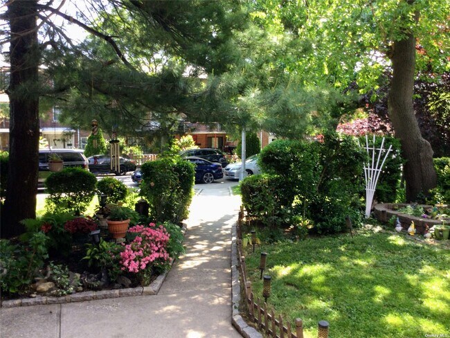 Building Photo - 19-62-62 80th St