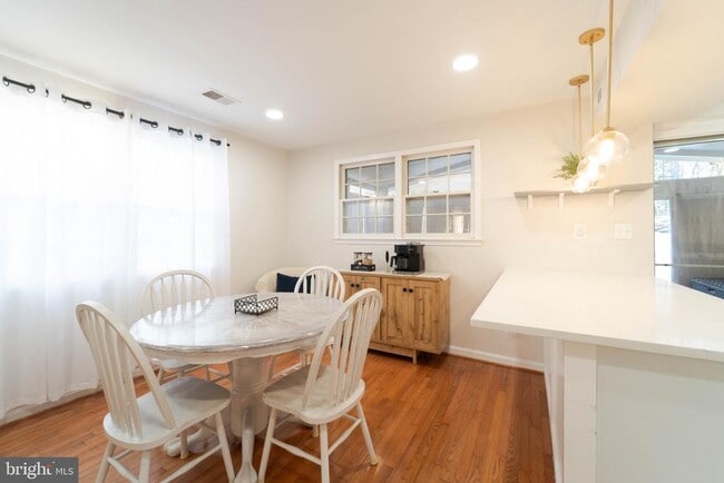 Building Photo - 5105 Spring Rock Ct