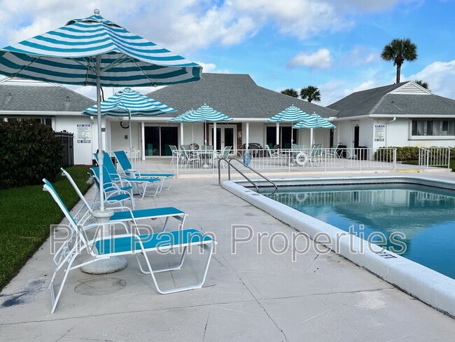 Building Photo - 3154 Meridian Way S