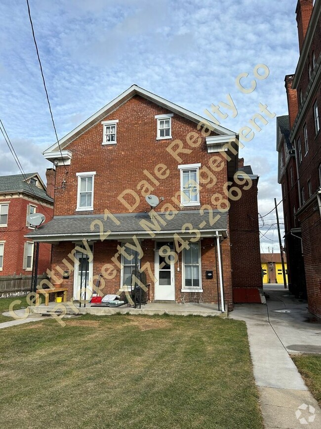 Building Photo - Beautiful 2 Bedroom updated apartment in S...