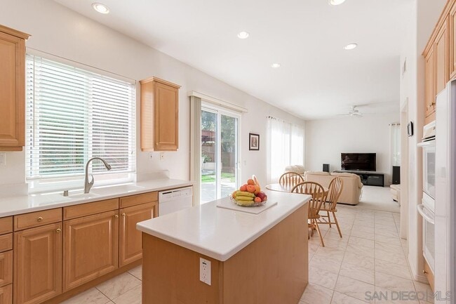Building Photo - 5075 Sterling Grove Ln