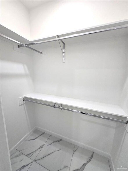 Building Photo - 3201 Magdalena St