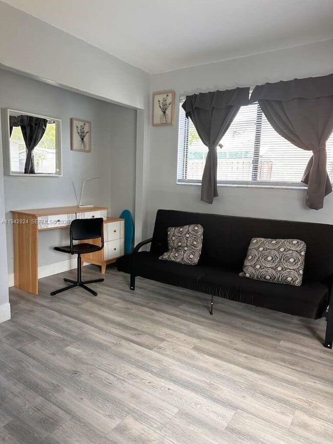 Building Photo - 20600 SW 116th Rd