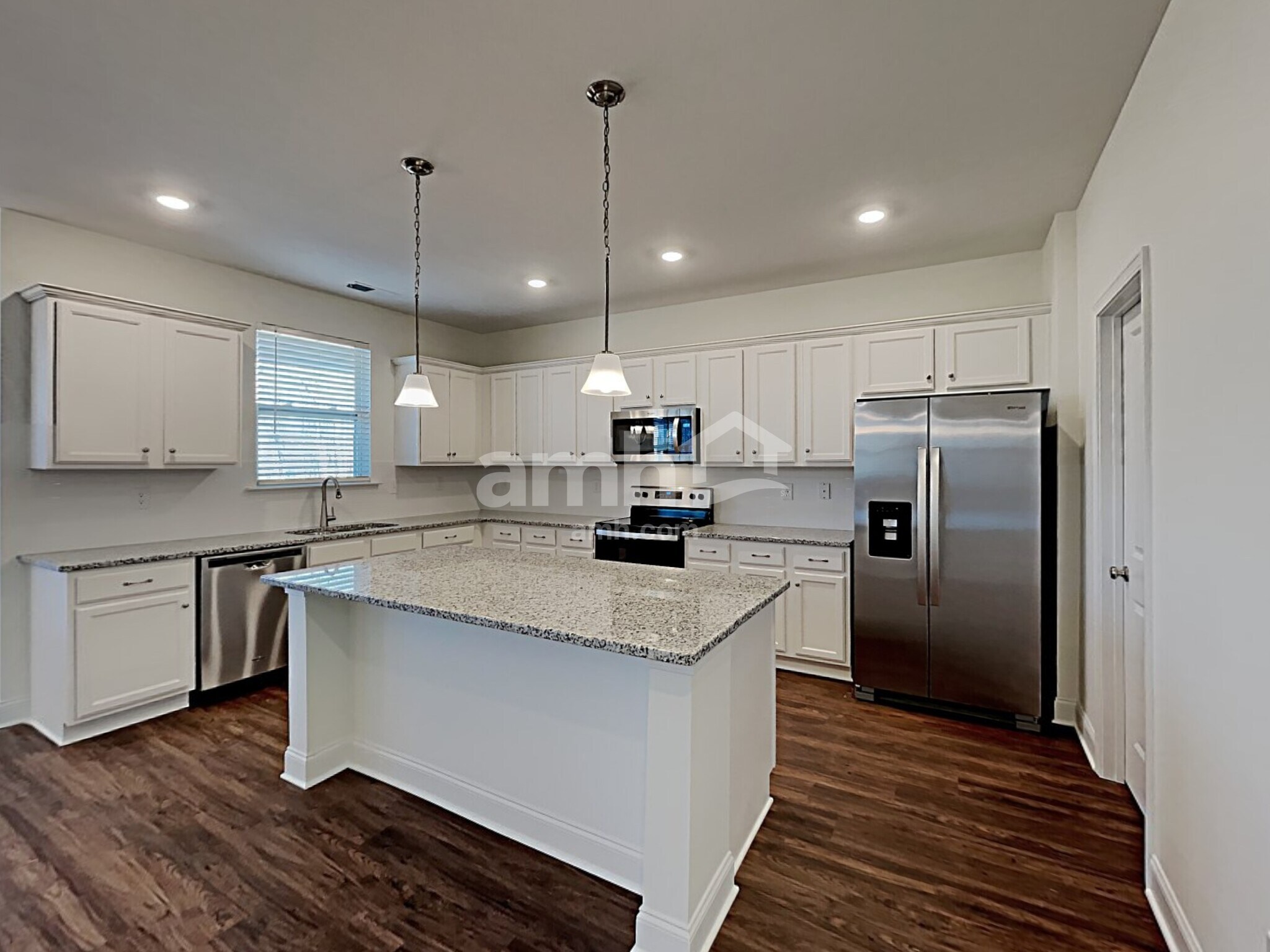 Building Photo - 2135 Laurel Vlg Cir