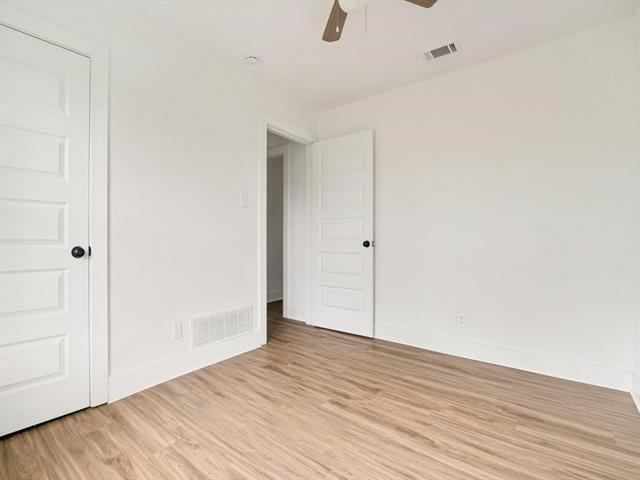 Building Photo - 616 Leyenda Dr