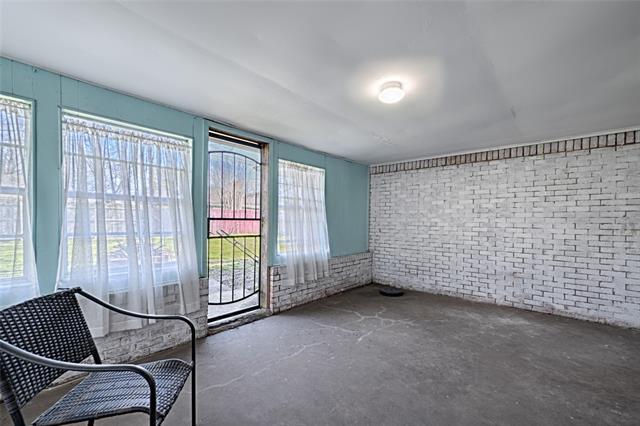 Building Photo - 2504 Burnett Dr