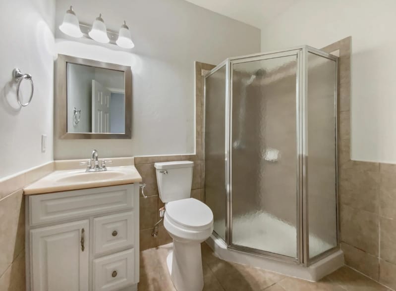 Building Photo - 1504 San Bernardino Ave