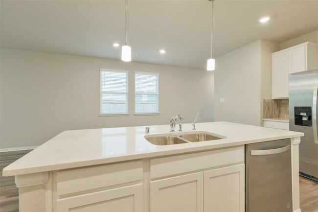 Building Photo - 17418 Rosette Grass Dr