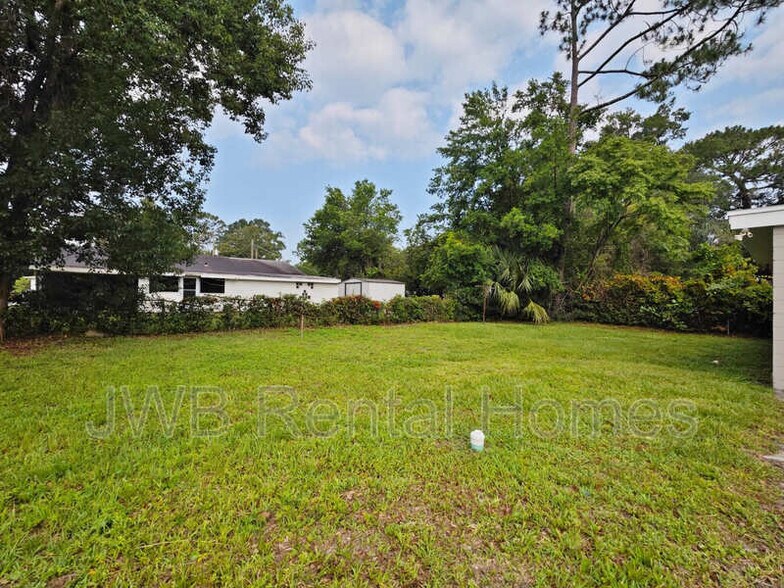 Building Photo - 6836 Cavalier Rd
