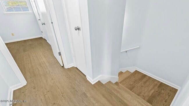 Building Photo - 10959 Peppermill Ln