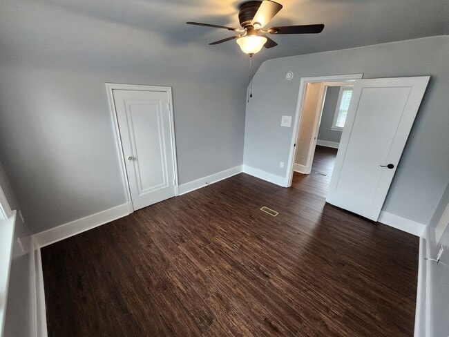 Building Photo - 2 Bedroom || 1 Bathroom House - Newly Reno...