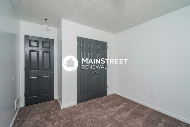 Building Photo - 3 Bedroom Pet-Friendly Home in Shepherdsvi...