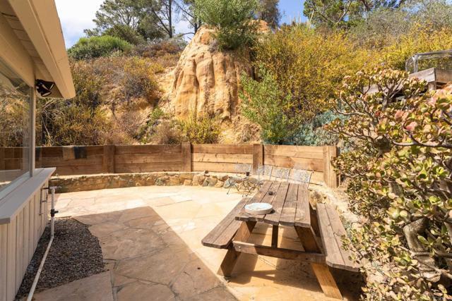 Building Photo - 461 Hidden Pines Ln