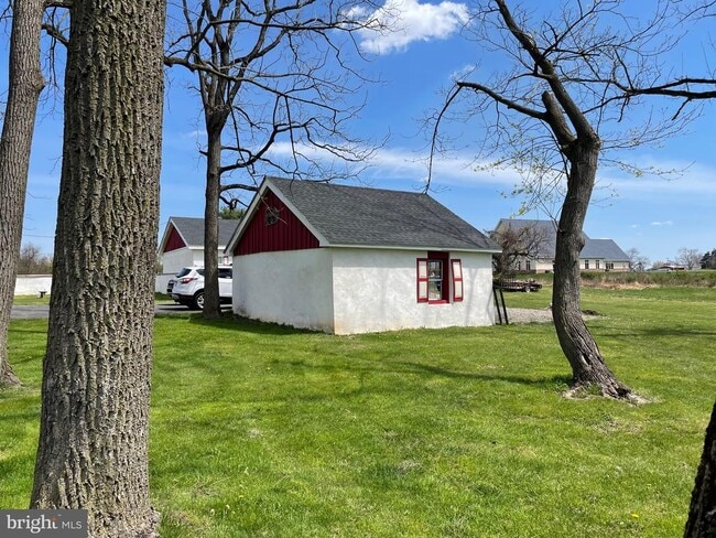 Building Photo - 1152 S Valley Forge Rd